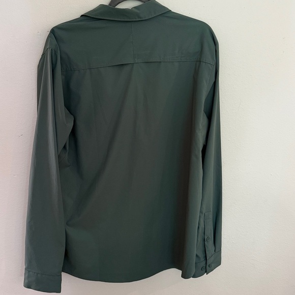 Patagonia sz M Long-Sleeved Skiddore Shirt Sage Green Casual Shirt like new - Picture 6 of 8